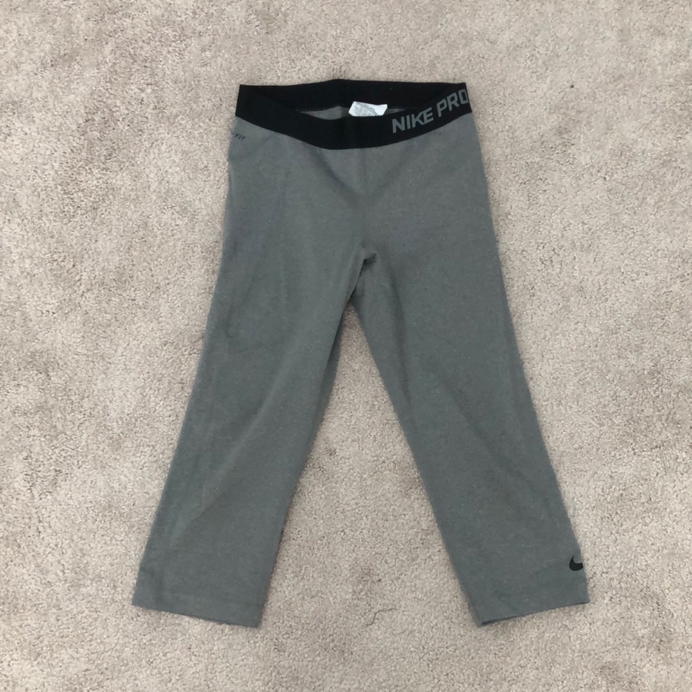 Nike Pro Dri-Fit Athletic Leggings